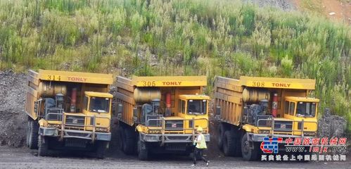 同力重工客戶培訓(xùn) | 云南國能煤電、曲靖市麒麟?yún)^(qū)龍?jiān)催_(dá)駕駛員技能提升培訓(xùn)活動(dòng)圓滿舉行